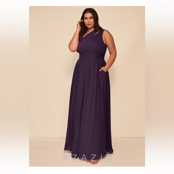 Azazie Dresses & Skirts - AZAZIE MOLLY